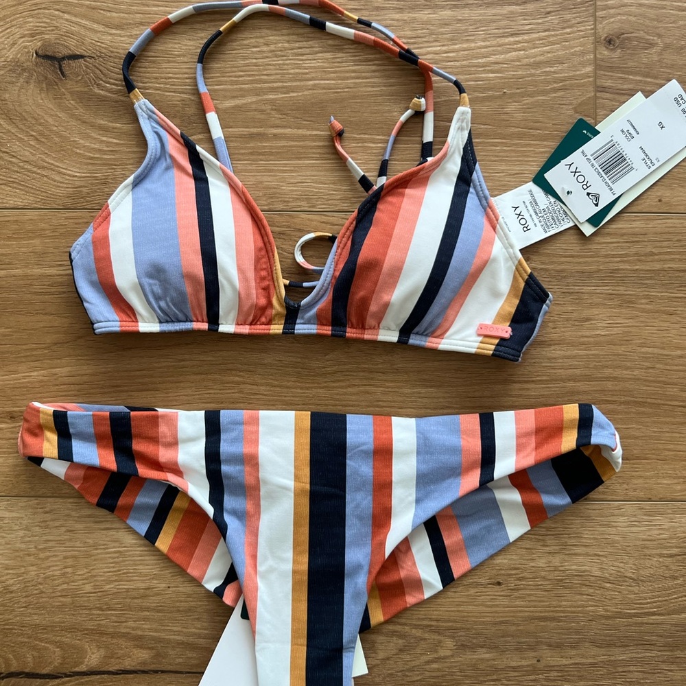 NWT, Roxy Juniors striped bikini set